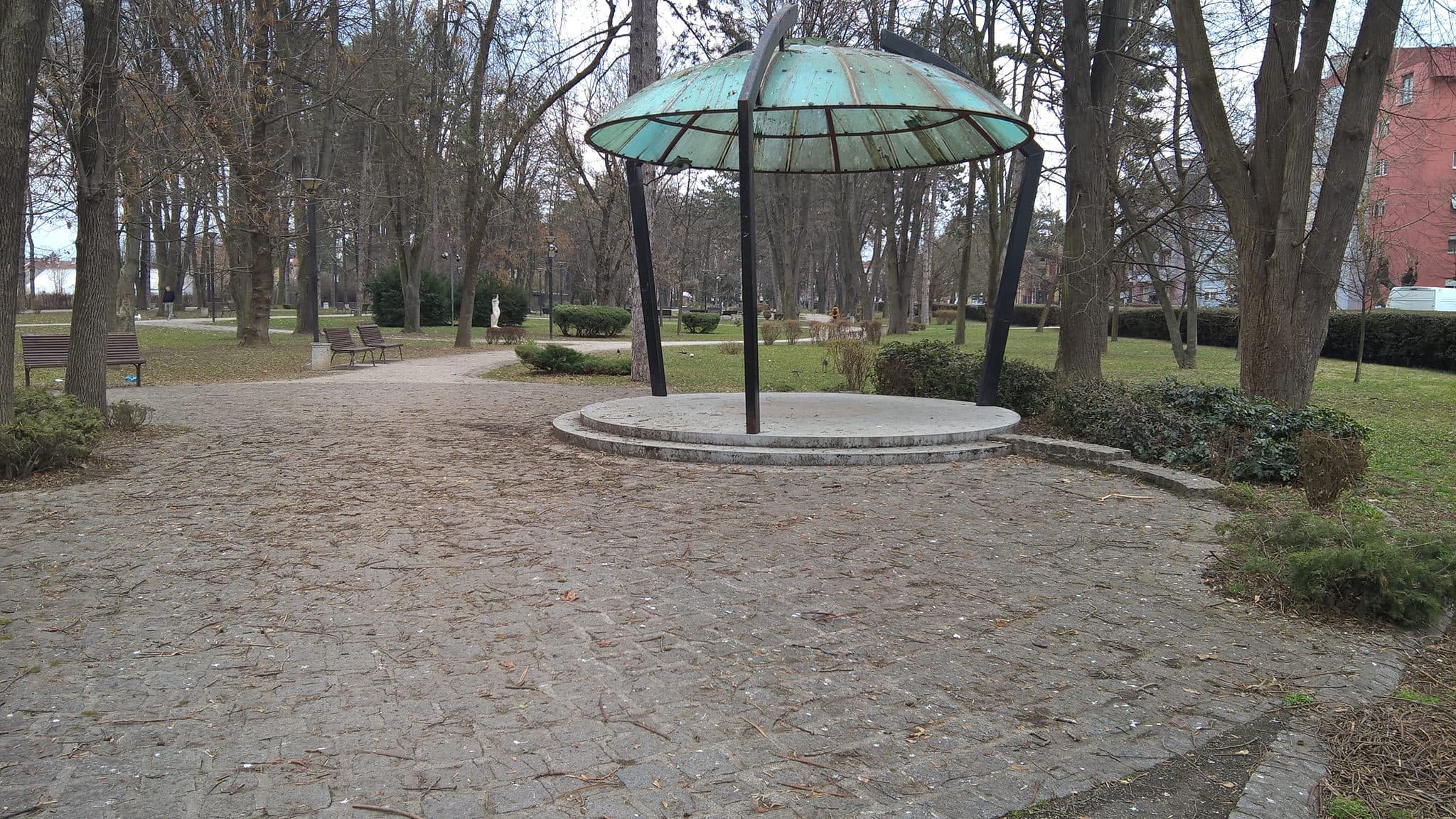 Za lepši i uređeniji parkić! (FOTO)
