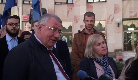 Šešelj: Vučić nema boljeg protivkandidata za drugi krug osim mene (VIDEO)