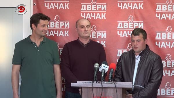 Dveri: Vredi li danas biti human, a da ne budeš kažnjen (VIDEO)