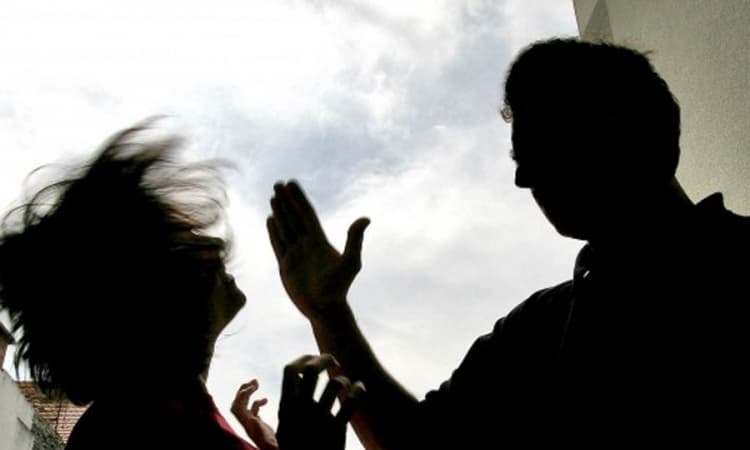 UBIJENO 13 ŽENA I DETE U SRBIJI A TEK SMO U MAJU: Od 1. juna nasilnik momentalno leti iz stana