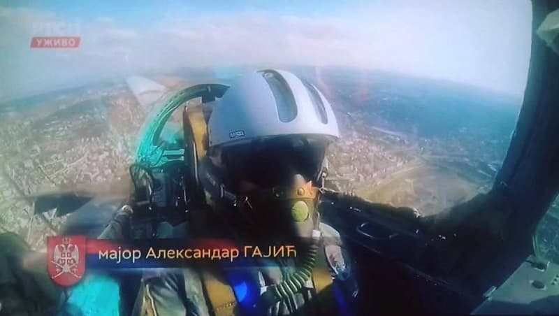 Čačanin pilot major Aleksandar Gajić na svečanoj ceremoniji Vojne akademije u Beogradu (FOTO)