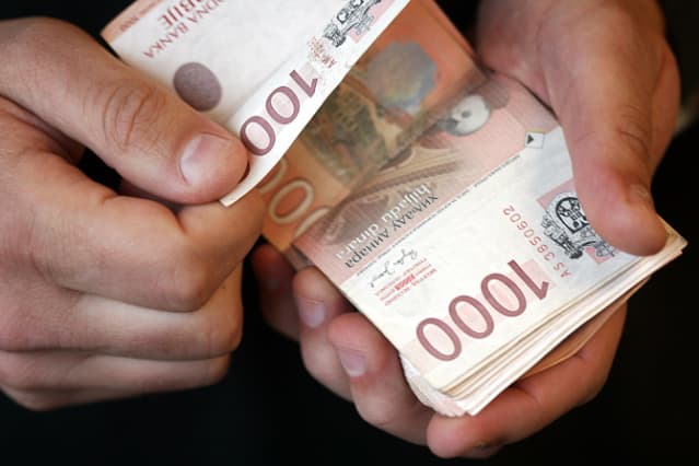 Isplaćena posebna novčana naknada za avgust