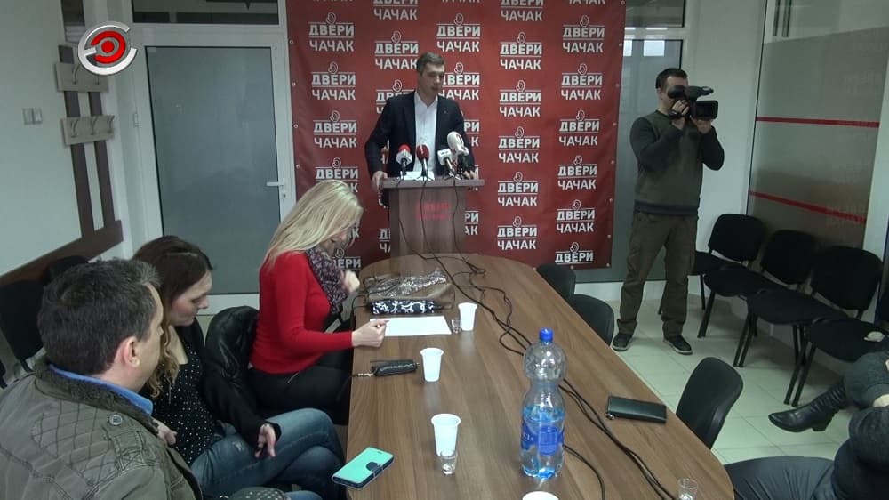 Obradović: Pozdravljamo odluku vlasti da nastave borbu protiv bele kuge koju su započele Dveri (VIDEO)