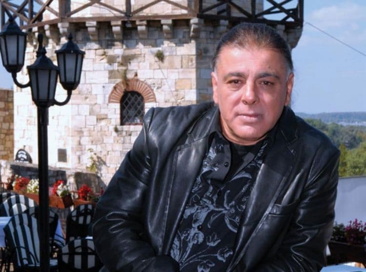 AKI RAHIMOVSKI DOŽIVEO MOŽDANI UDAR: Parni Valjak otkazao sve koncerte!