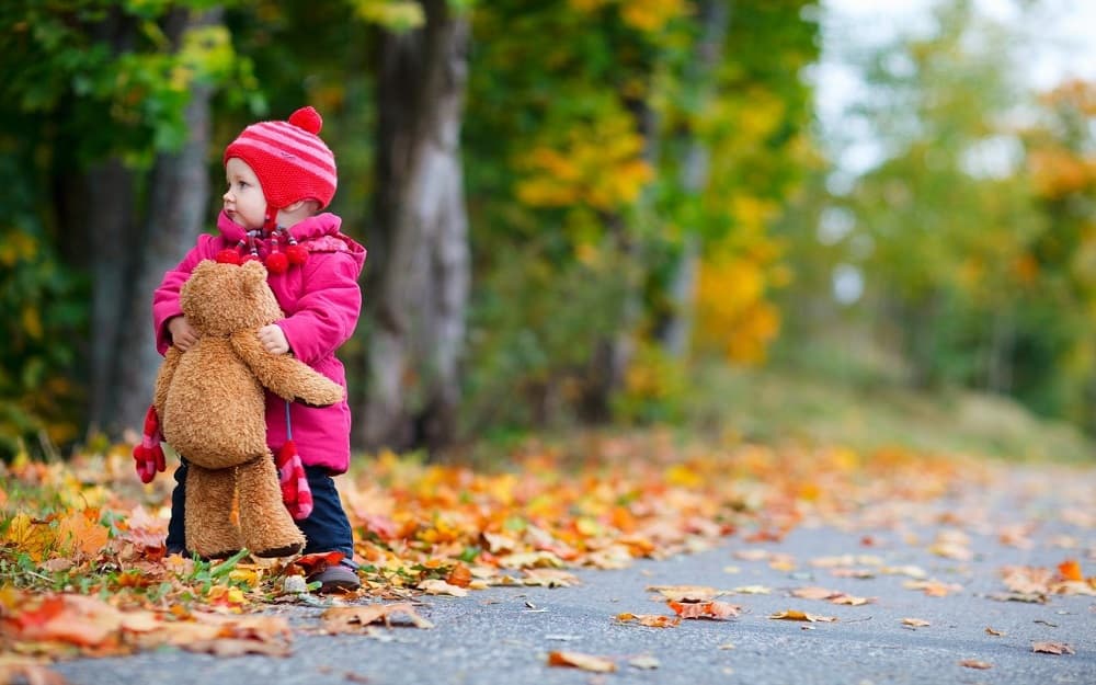 Kako usvojiti dete u Srbiji i ko su klinci koji čekaju svoje nove roditelje, neki i zauvek?