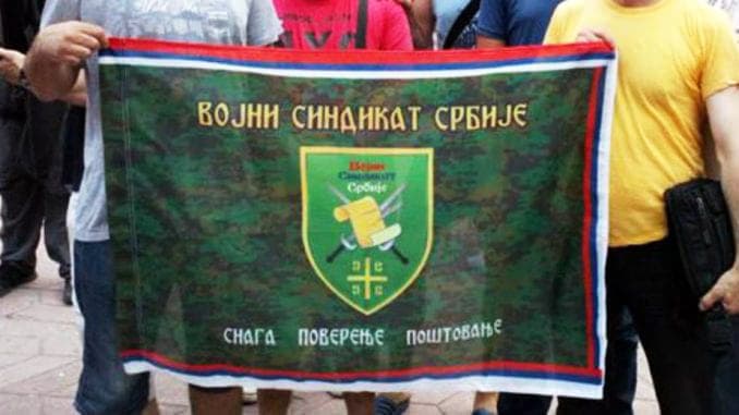 Vojni sindikat Srbije: Rame uz rame sa narodom na ulici