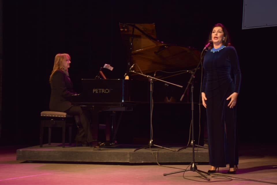 Koncert operske dive Jadranke Jovanović na Gradskom trgu u Čačku