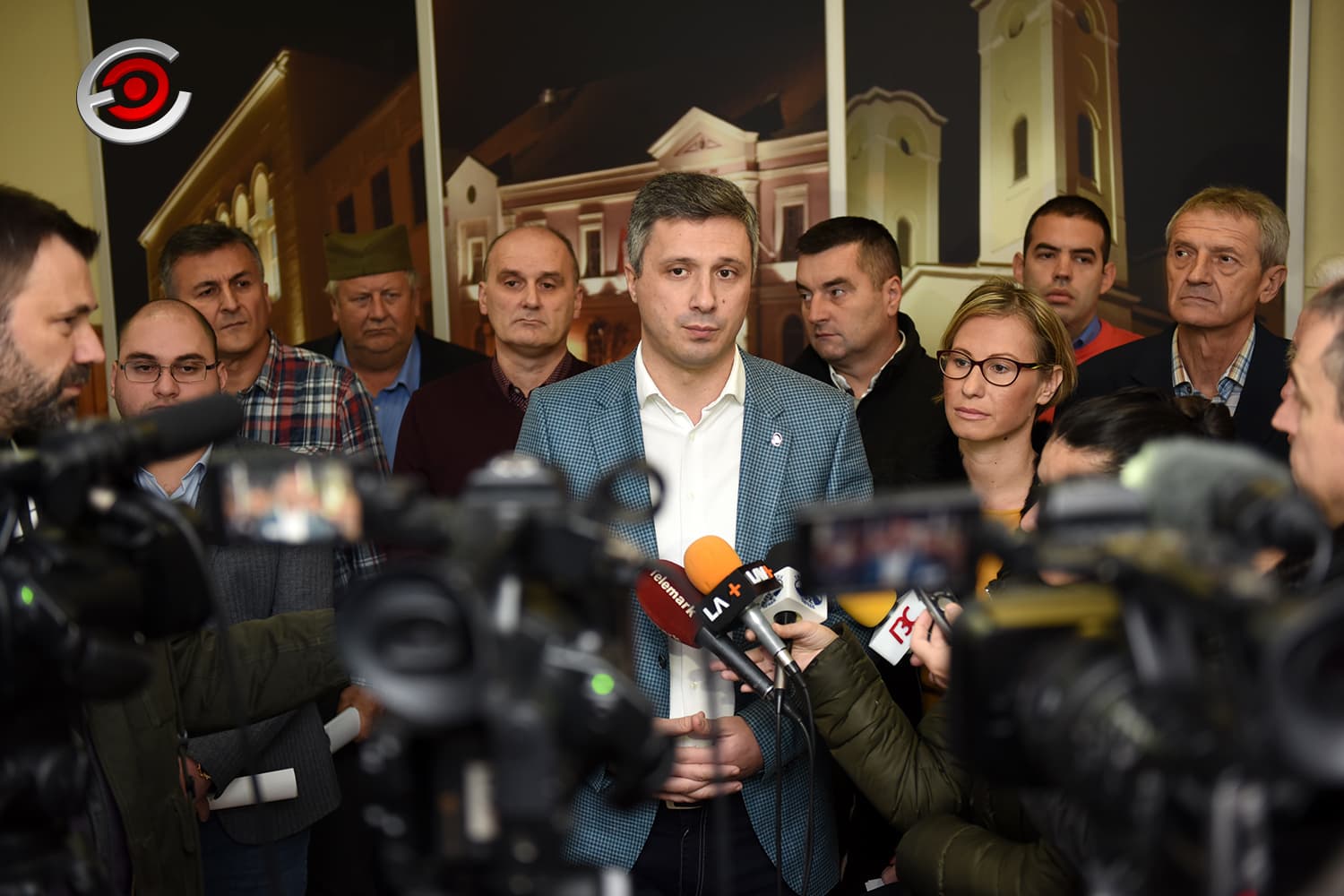 Dveri: Tražimo ostavke Miluna Todorovića i Mirjane čoković