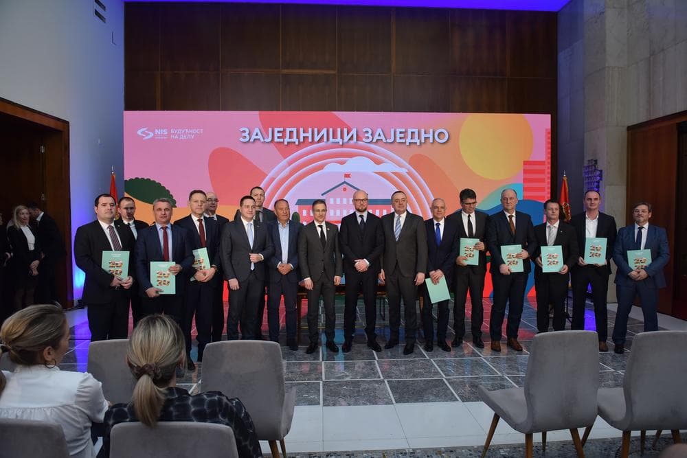 NIS ulaže 114,5 miliona dinara u bezbednost i digitalizaciju u školama
