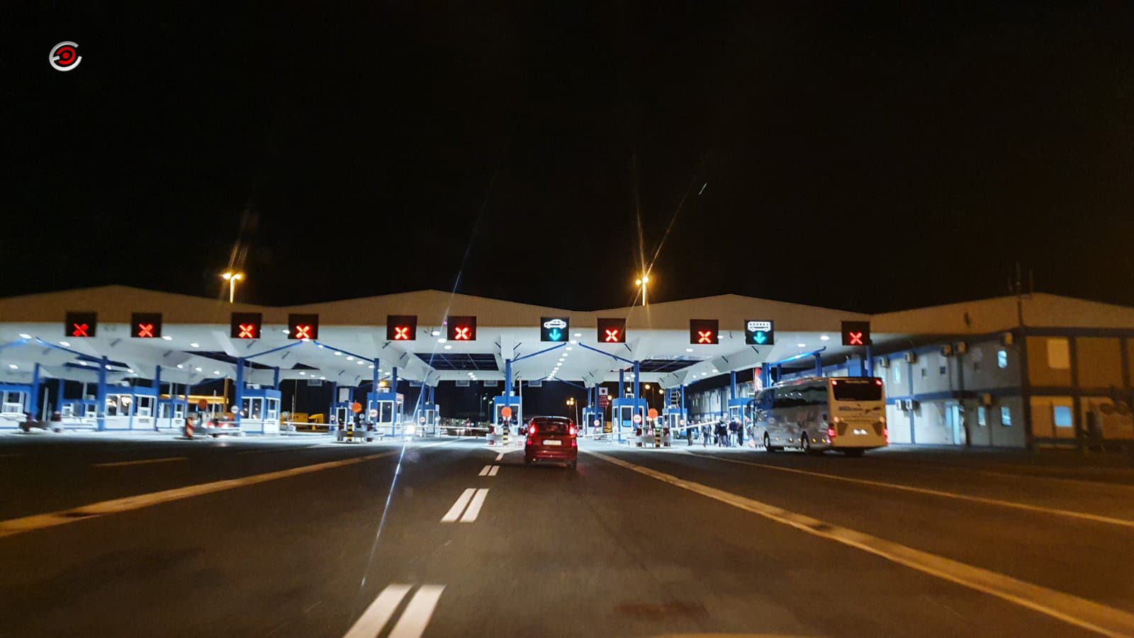 U EPICENTRU: Sa prelaza Batrovci vraćeno oko 50 putnika iz Italije i Mađarske (VIDEO)