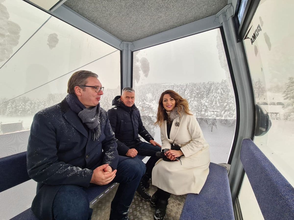 Predsednik Vučić prisustvovao svečanosti povodom puštanja u rad panoramske gondole na Zlatiboru