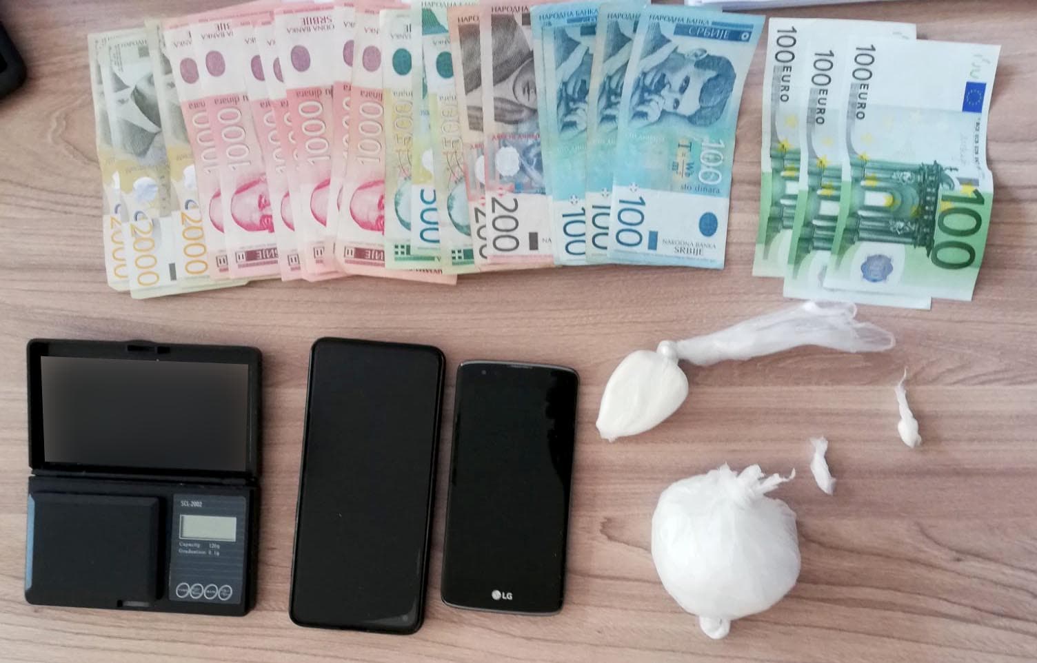 Uhapšen Čačanin zbog posedovanja i prodaje amfetamina