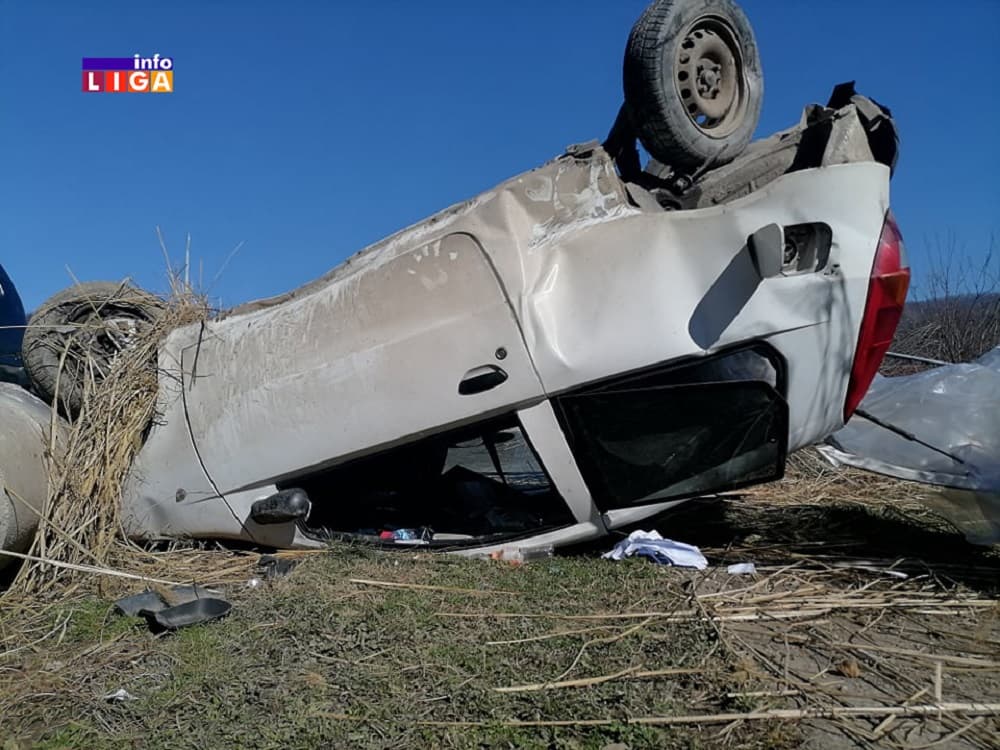 Maloletnici iz Ivanjice ukrali "fijat punto", slupali ga, pa pobegli sa lica mesta