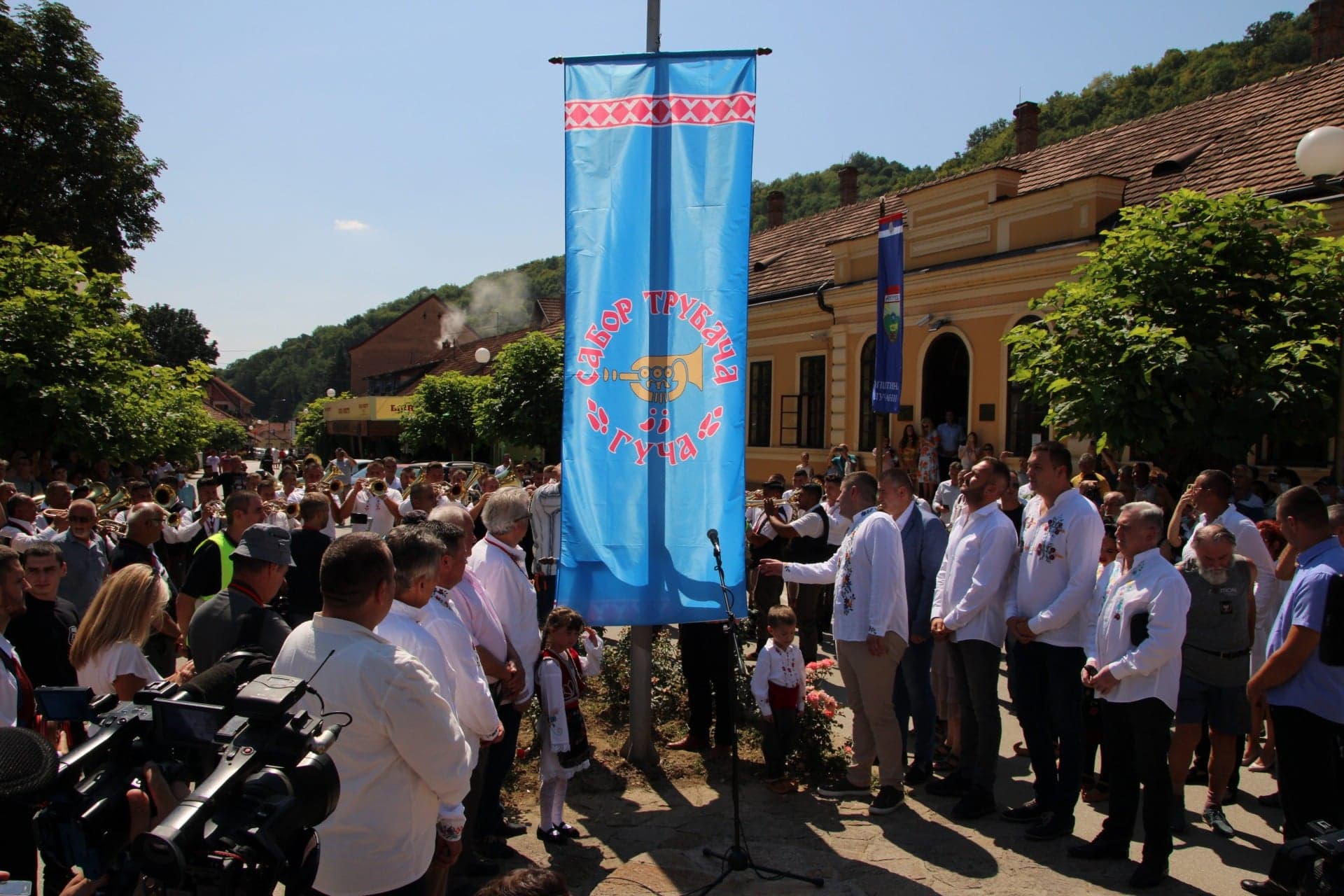 SRPSKA TRUBA JE ČUDO: Otvoren 60. Sabor trubača u Guči