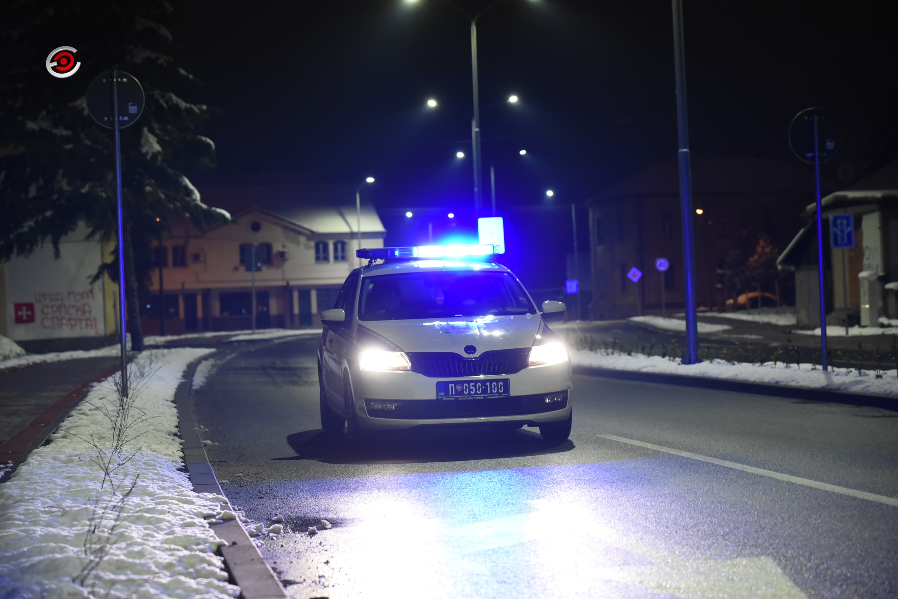 U alkoholisanom stanju vozeći neregistrovan kamion udario u automobil iz suprotnog smera