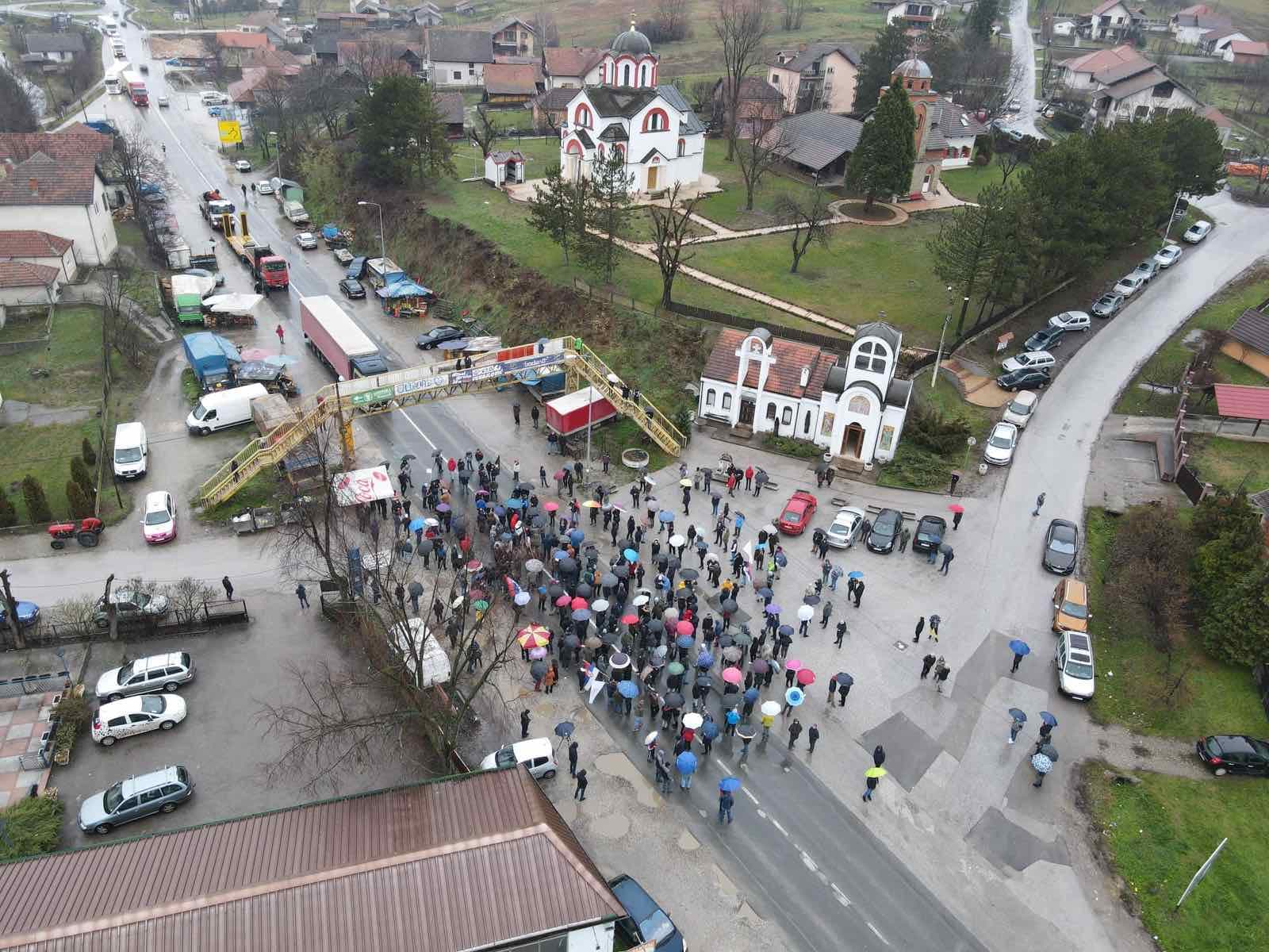SNS: Opozicija doživela fijasko u Čačku