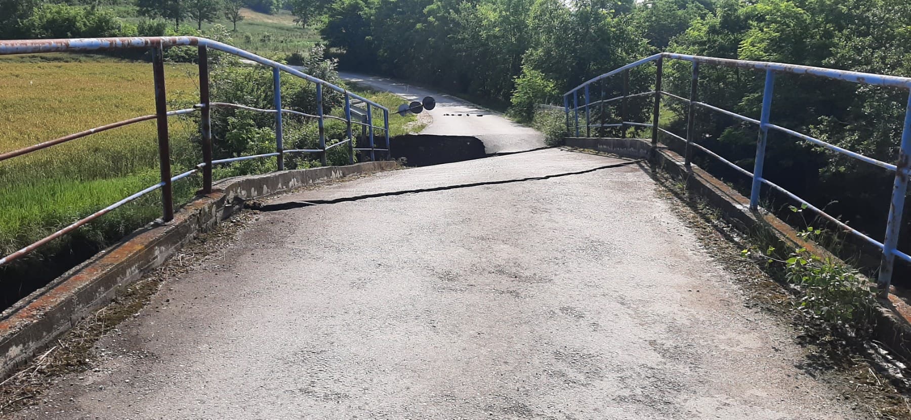 Nevreme oštetilo puteve i mostove u čačanskom i požeškom kraju