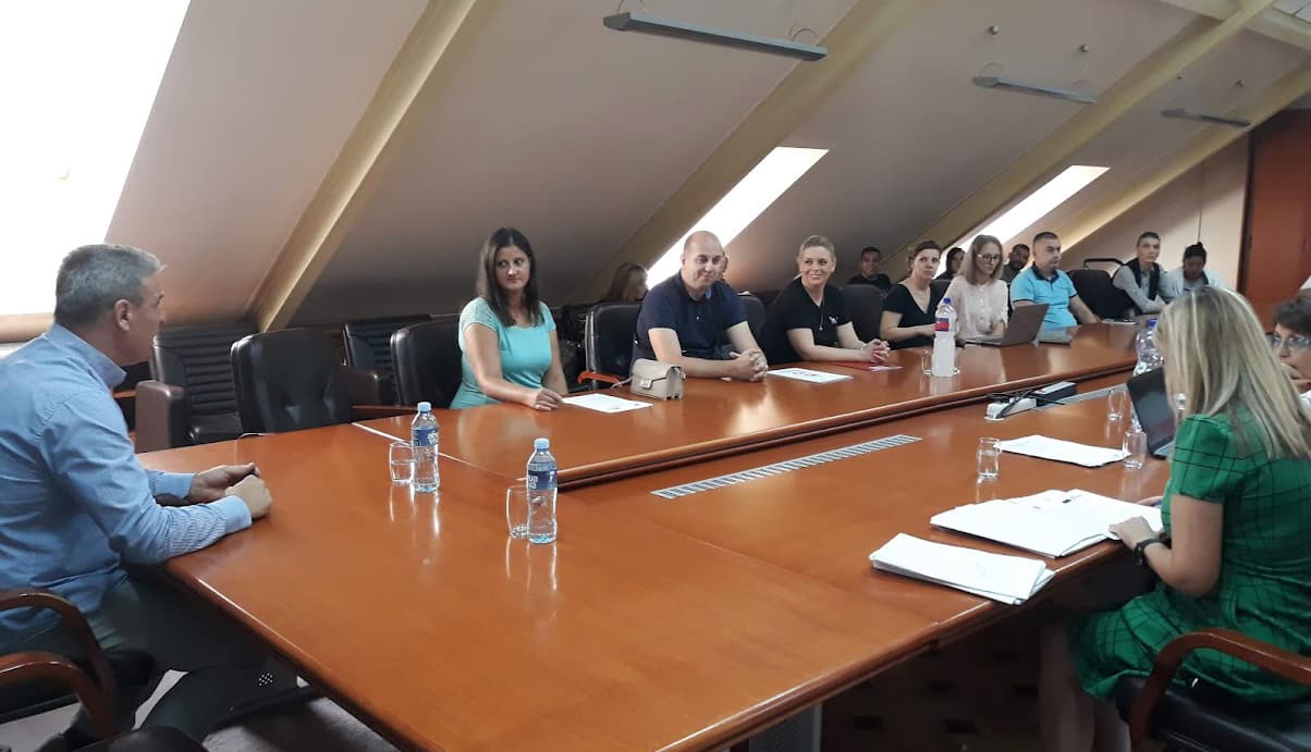 Dodeljeni ugovori o donaciji devet kuća za osetljive kategorije stanovništva