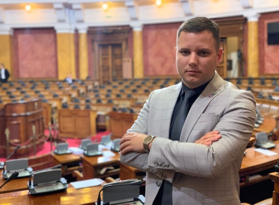 Radojević: Opozicija nije glasala za povećanje penzija, kao ni za podršku mladima i porodicama