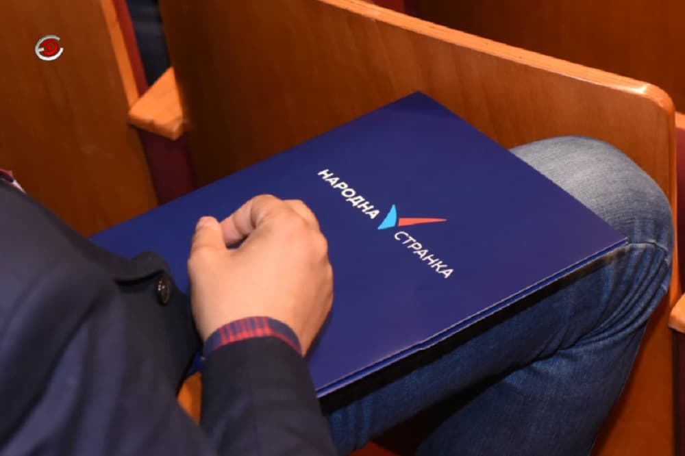 Narodna stranka saopštila tačan broj članova koji su otišli sa Aleksićem