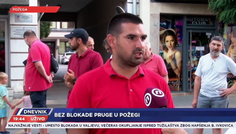 Ovaj mladi poljoprivrednik je zapalio društvene mreže: Evo šta je poručio radikalima (VIDEO)