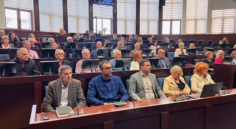 Za SNS nisu važni problemi građana, sednica Skupštine grada nije održana