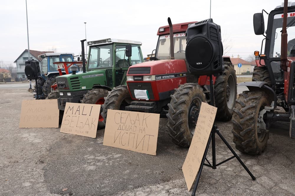 Poljoprivrednici: Ako država ne da pomoć zbog suše od 300 evra po hektaru, krajem avgusta novi protesti