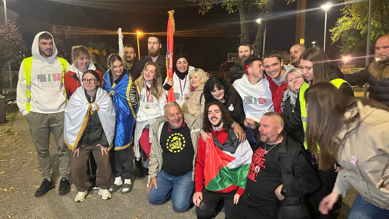 Novopazarski studenti stigli u Mrčajevce, završili peti dan marša ka Novom Sadu