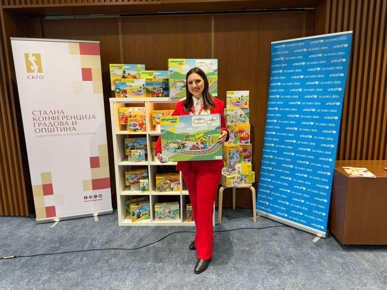 Edukativne igračke za čačanske mališane iz donacije SKGO i UNICEF-a