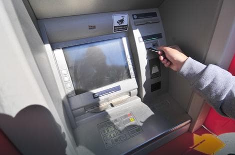 OPREZ NA BANKOMATIMA: Šta je Libanska klopka i da li postoji u Srbiji?