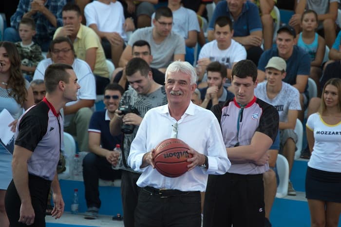 Čačak: Otvoreno renovirano košarkaško igralište "Dragan Kićanović" (FOTO)