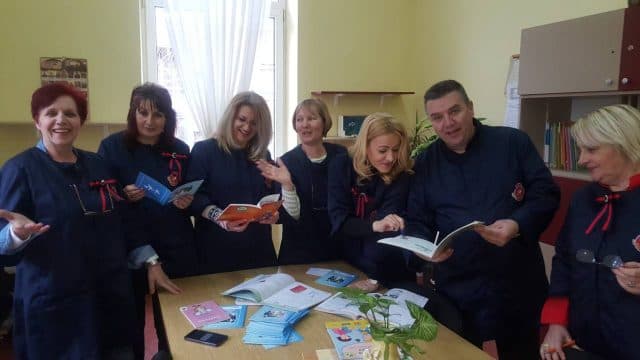 Uniforme za nastavnike uvedene u niškoj školi