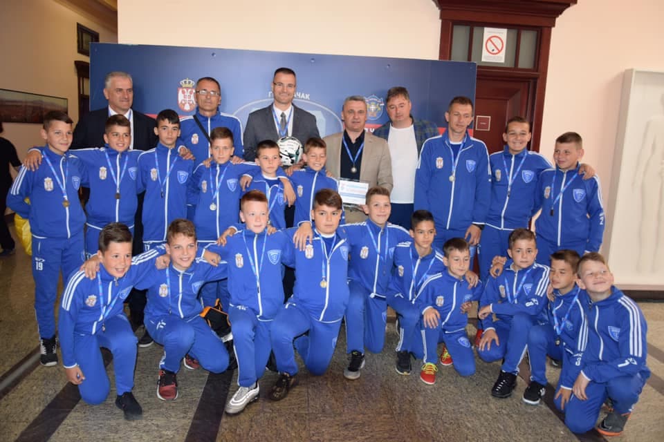 Prijem za pionire FK Sloboda koji su osvojili peto mesto na prestižnom turniru u Italiji