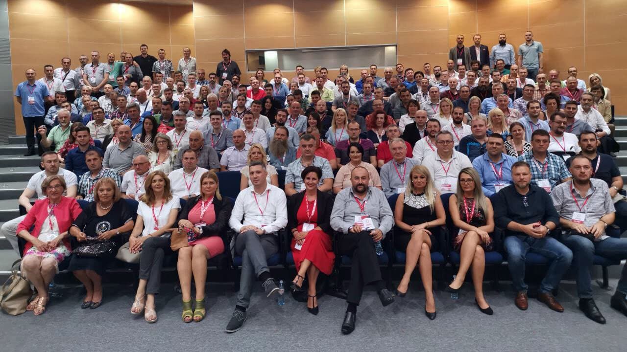 Boško Obradović ponovo izabran za predsednika Dveri