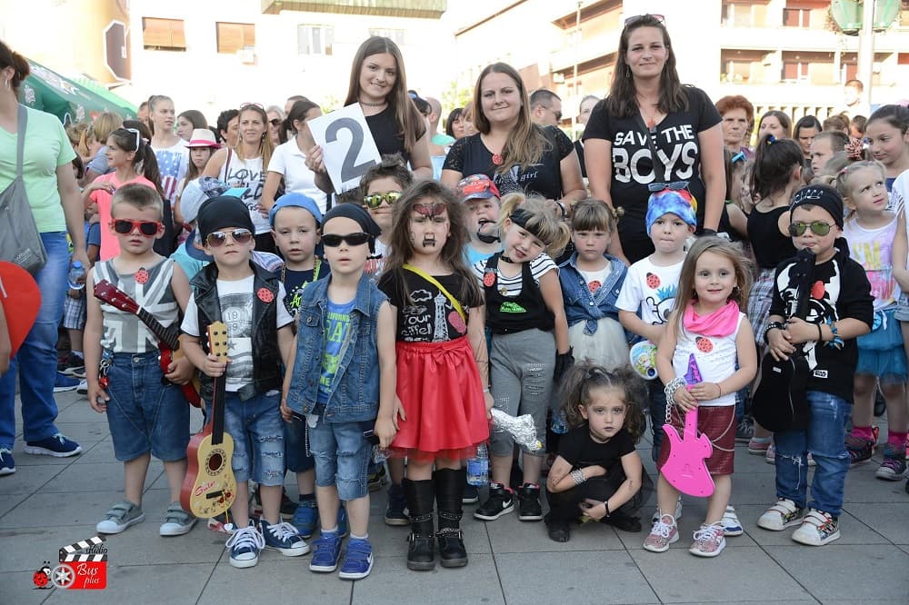 Rock and roll maskenbal za decu u Gradskom parku