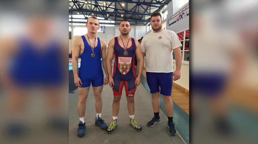 Dve medalje za rvače Borca