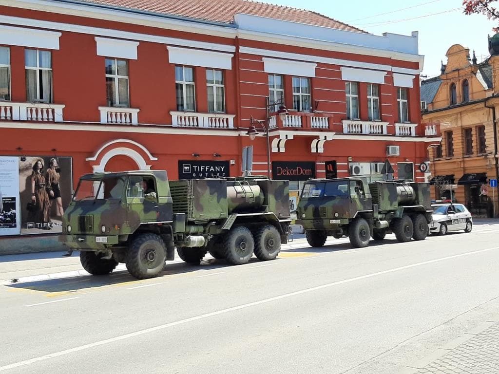 Vojska Srbije izvršila dezinfekciju u Čačku