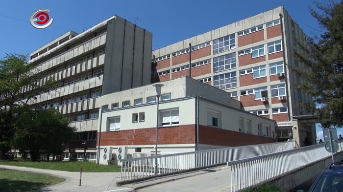 Muškarac koji je preminuo na Infektivnom negativan na COVID 19, šest pacijenata prebačeno u Kragujevac