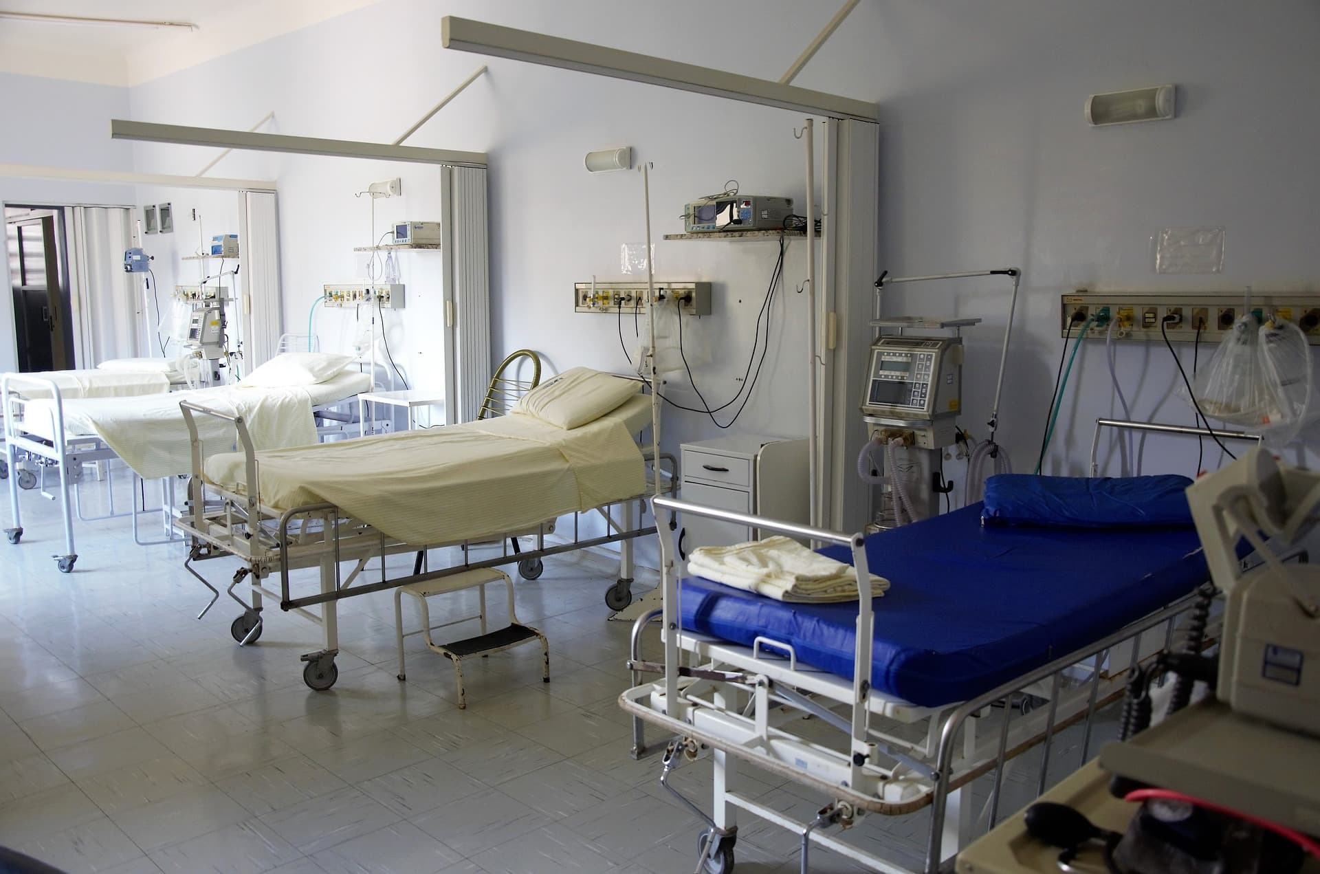 Čačak: U poslednja 24 sata tri pacijenta preminula, 16 u teškom stanju