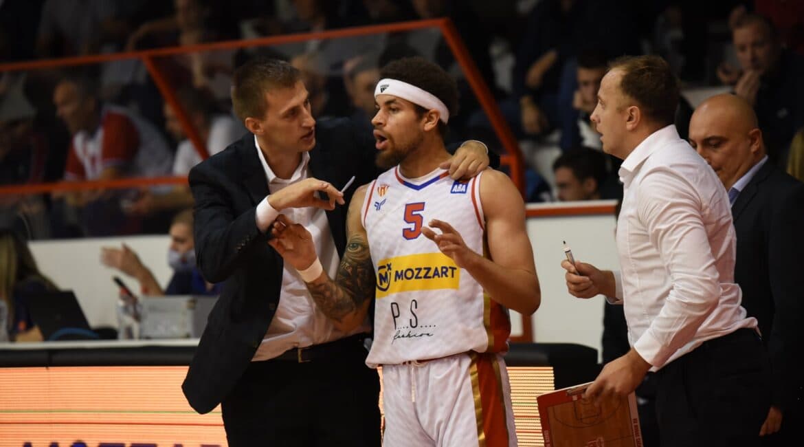 Zvezda "stotkom" deklasirala Borac u Pioniru