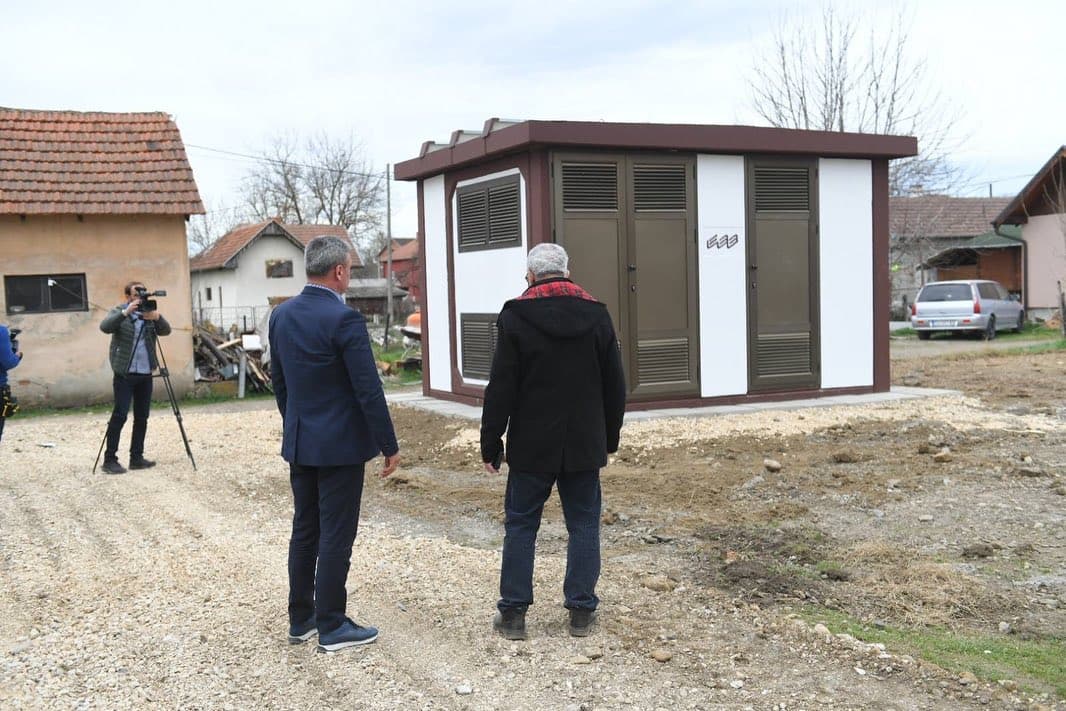 Počeli pripremni radovi za izgradnju trafostanice u Mrčajevcima, novi asfalt u Petnici i Mojsinju