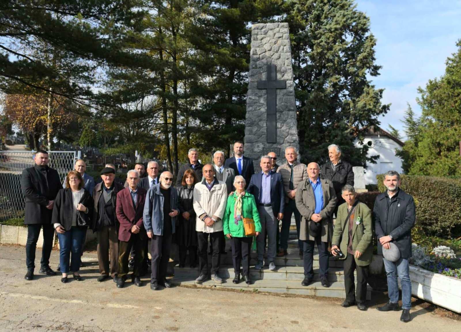 Dan primirja u Čačku obeležen polaganjem venaca na Spomenik četiri vere