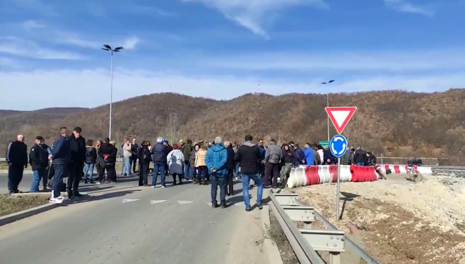 U nedelju blokada puteva i u Pakovraću i Markovici