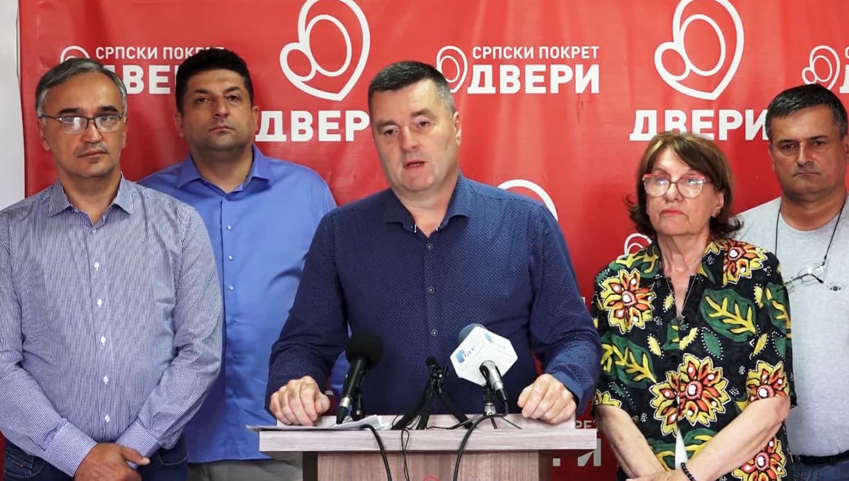 Dveri pozivaju građane na prvi protest protiv nasilja u Čačku, tražimo ostavku gradonačelnika