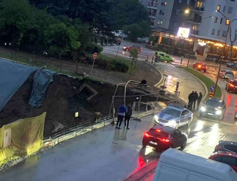 Avenija bez vode, obrušilo se gradilište i pokidalo cevi