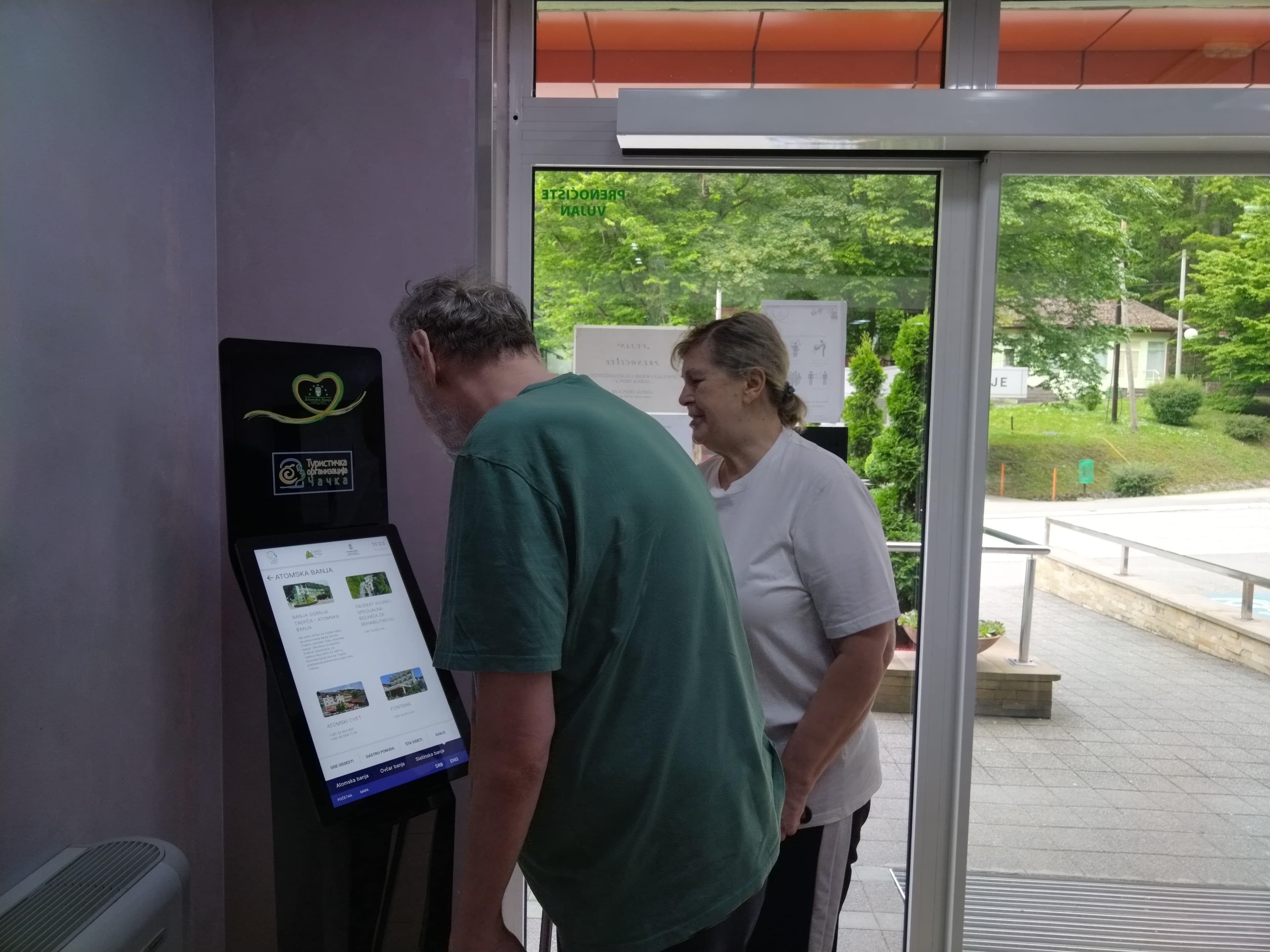 Turistička organizacija Čačka dodelila interaktivne table hotelima u Čačku