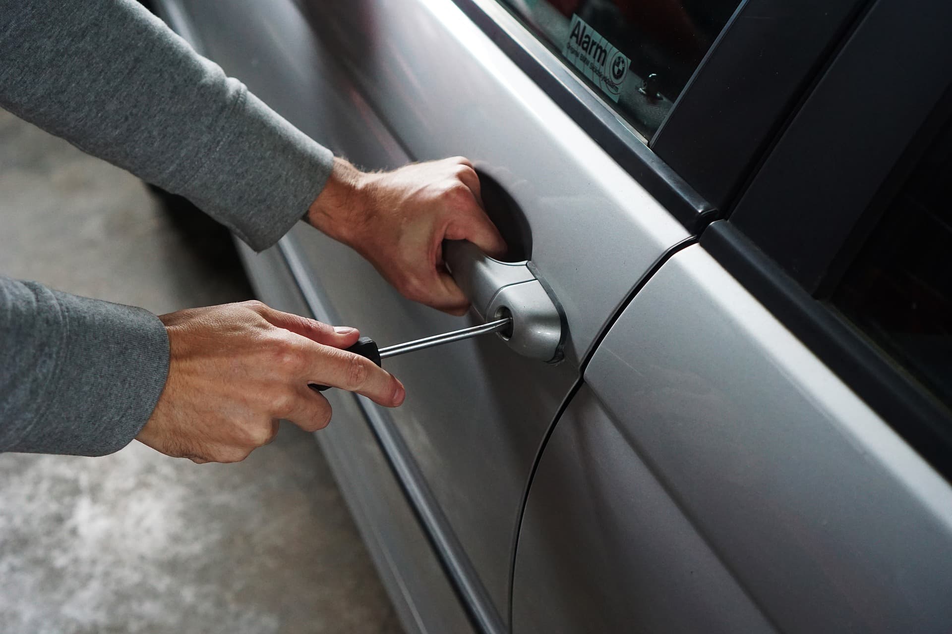 Šta se najčešće krade na automobilu i kako se zaštititi?