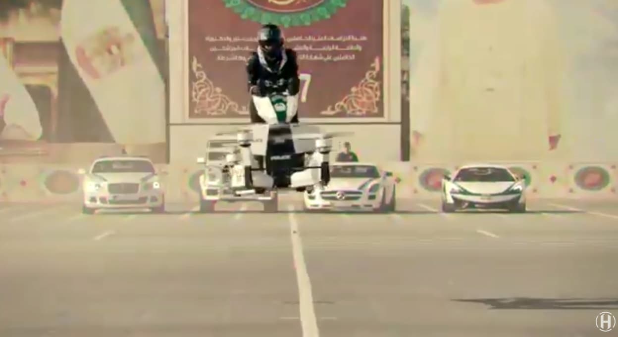 Policajci u Dubaiju od sada i na "letećim motorima" (VIDEO)