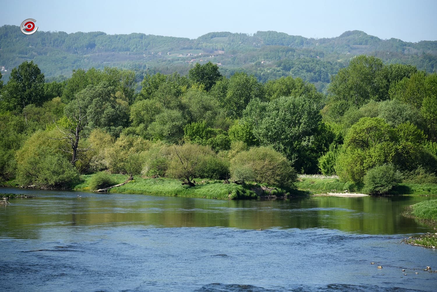 Sunčan i topao dan, uveče kiša i drastičan pad temperature
