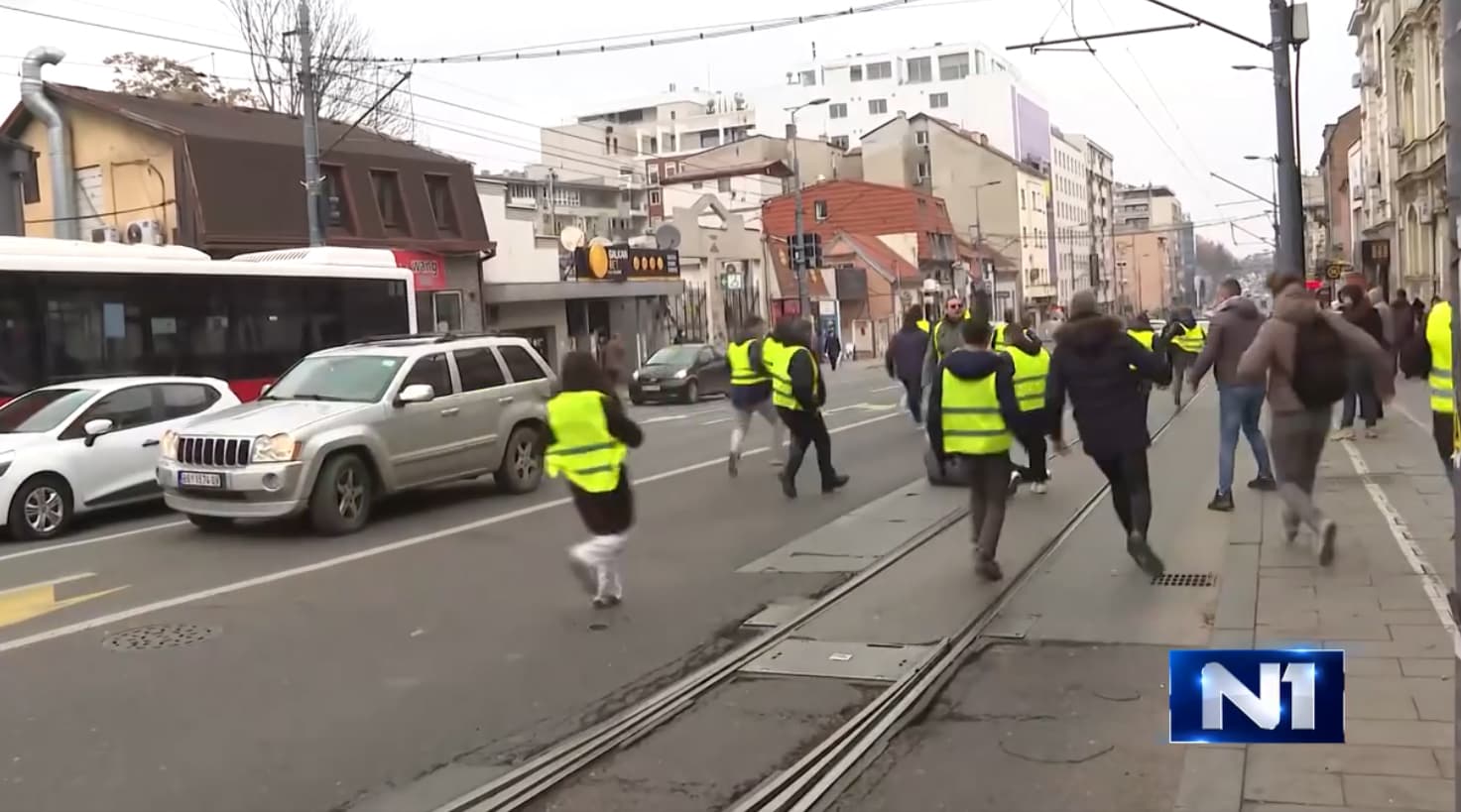 Studentkinja udarena na blokadi teško povređena, vozač uhapšen (VIDEO)
